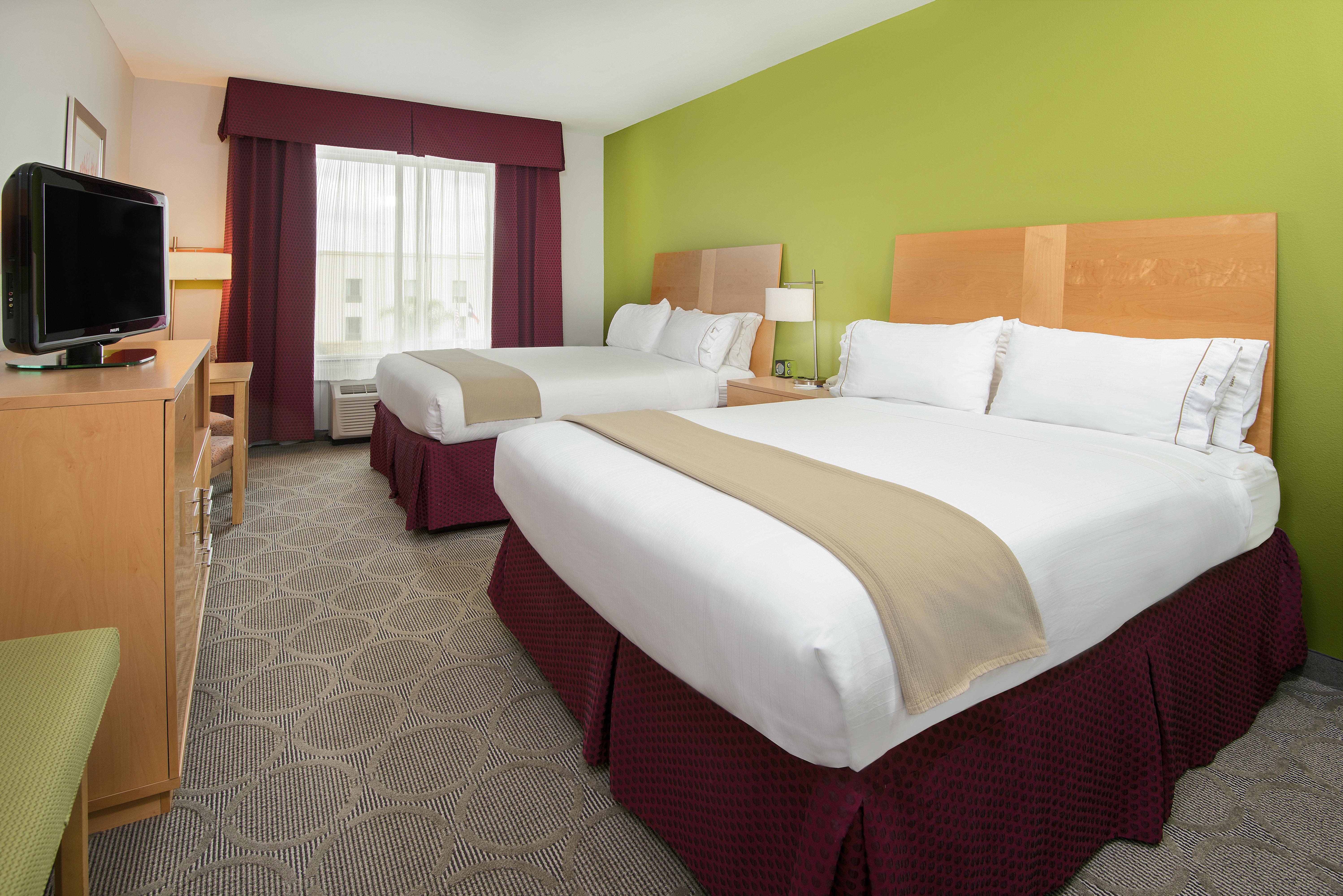 Holiday Inn Express Hotel & Suites Clute-Lake Jackson By Ihg エクステリア 写真