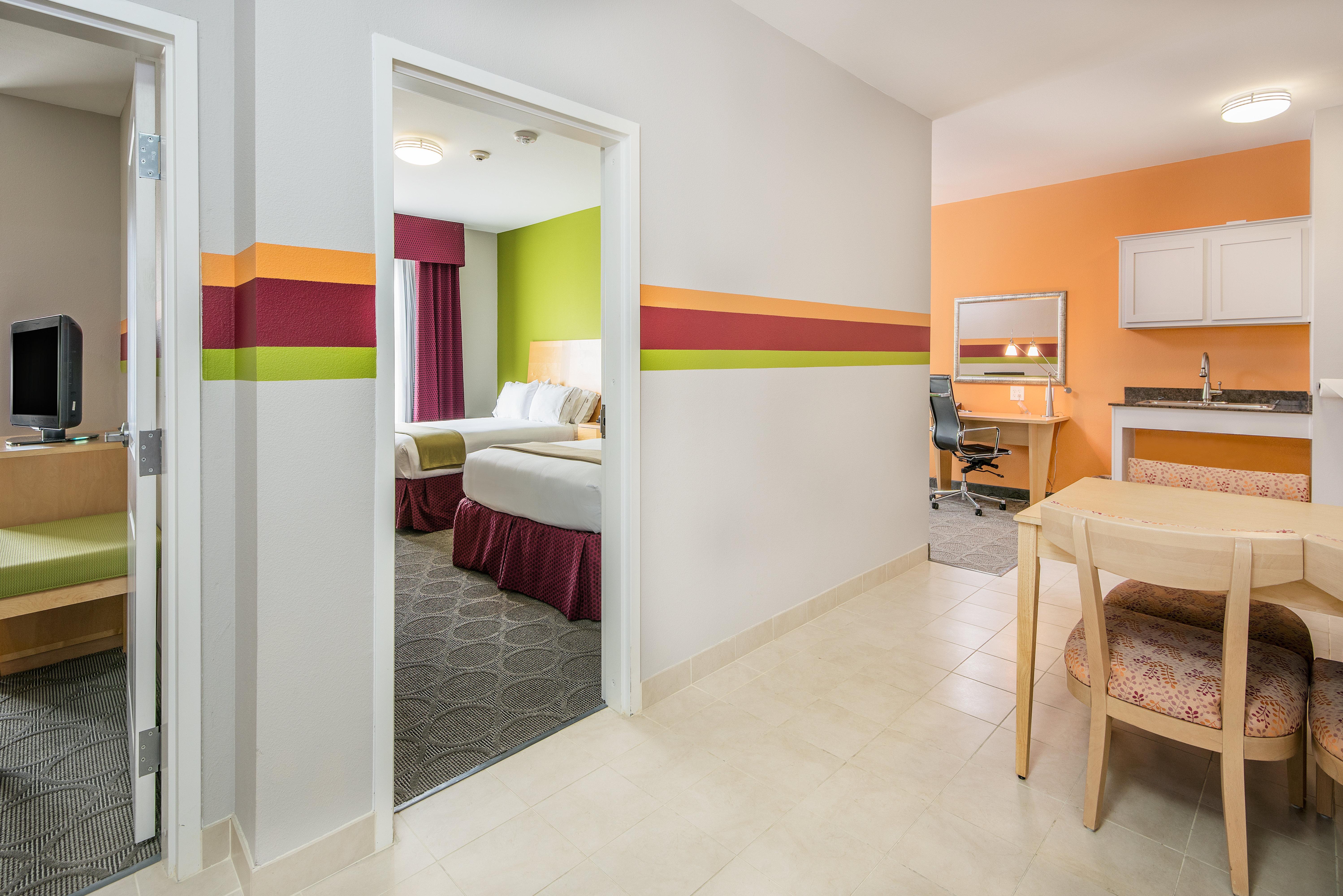 Holiday Inn Express Hotel & Suites Clute-Lake Jackson By Ihg エクステリア 写真
