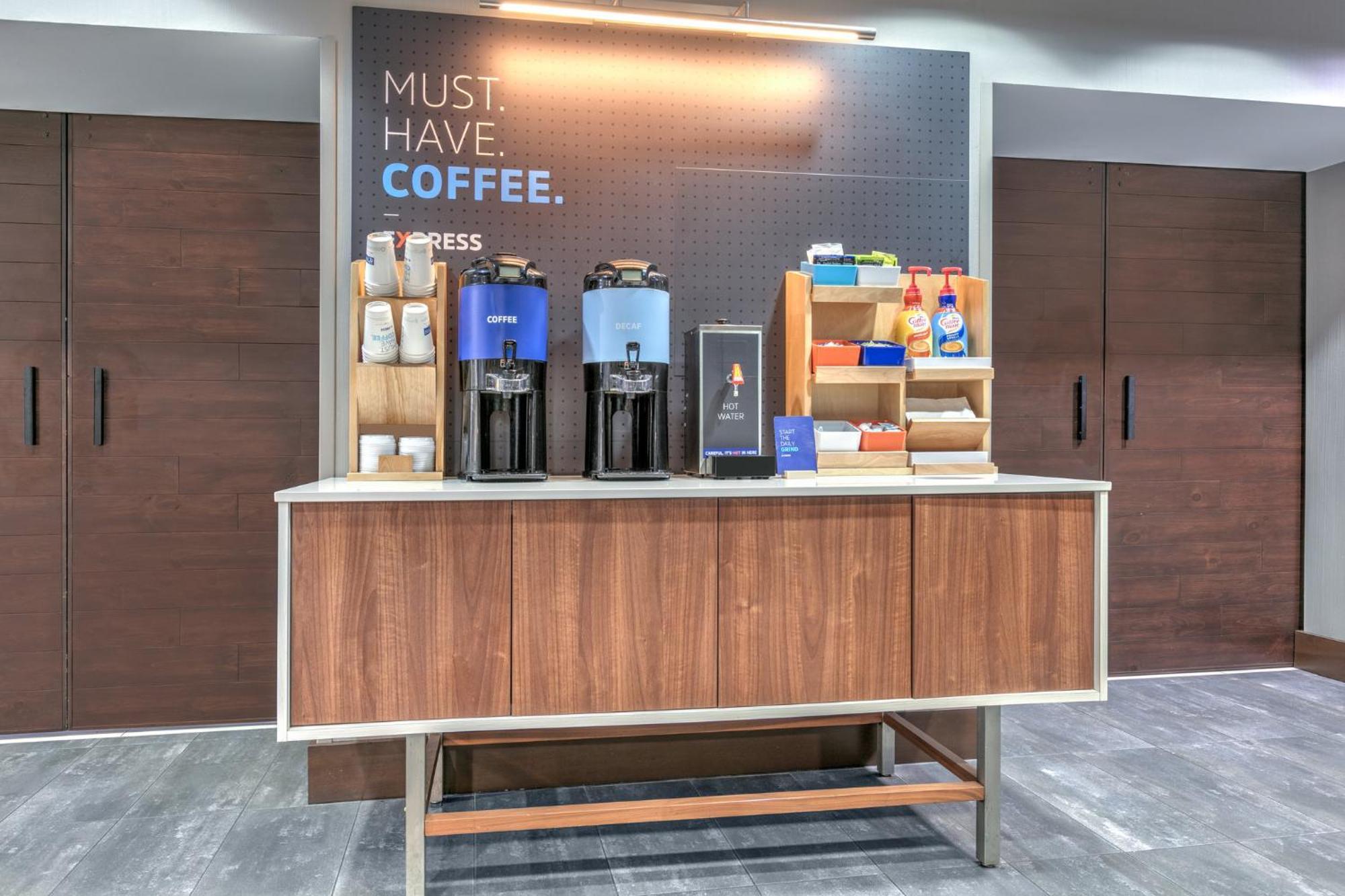 Holiday Inn Express Hotel & Suites Clute-Lake Jackson By Ihg エクステリア 写真