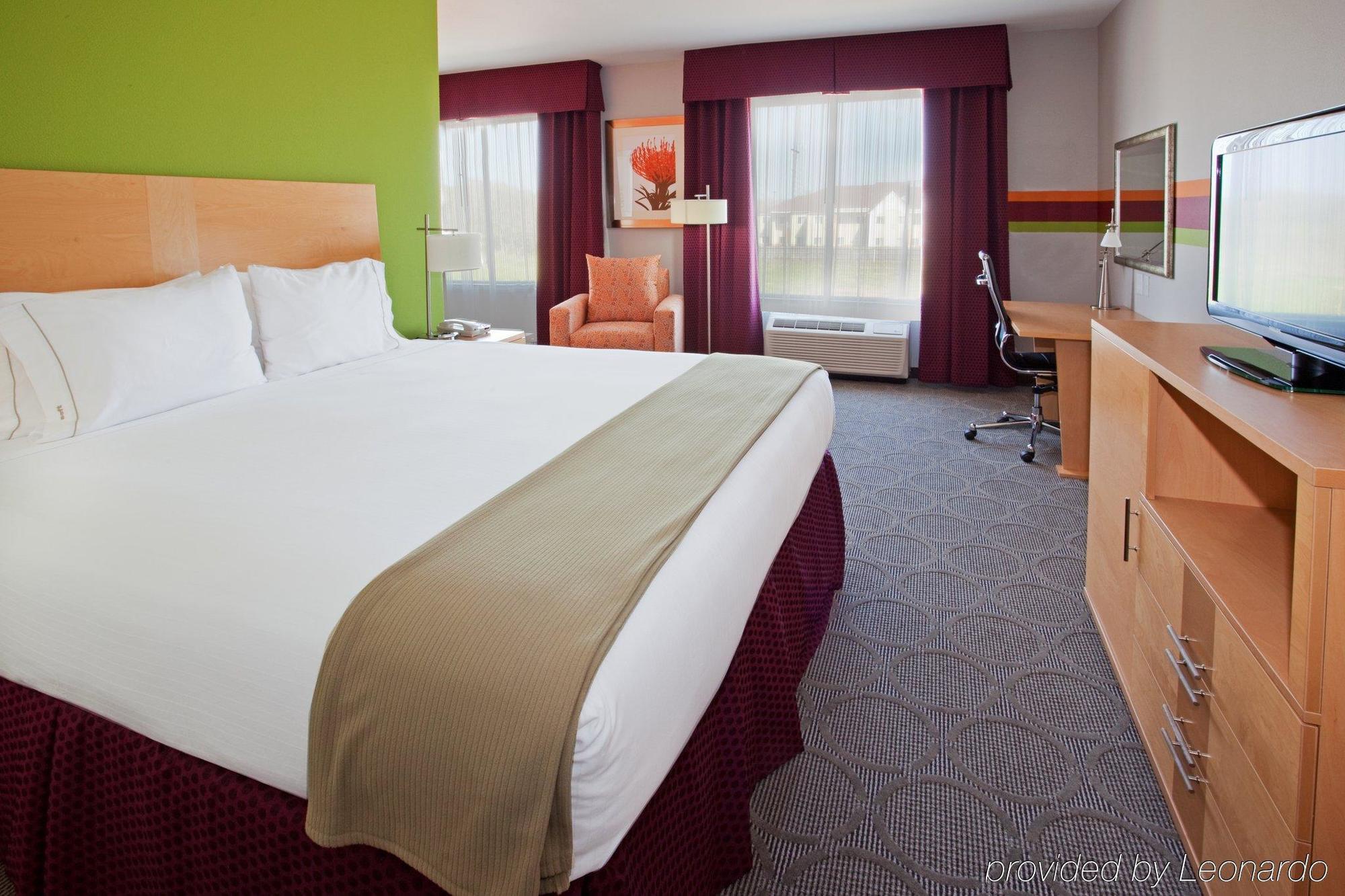 Holiday Inn Express Hotel & Suites Clute-Lake Jackson By Ihg エクステリア 写真